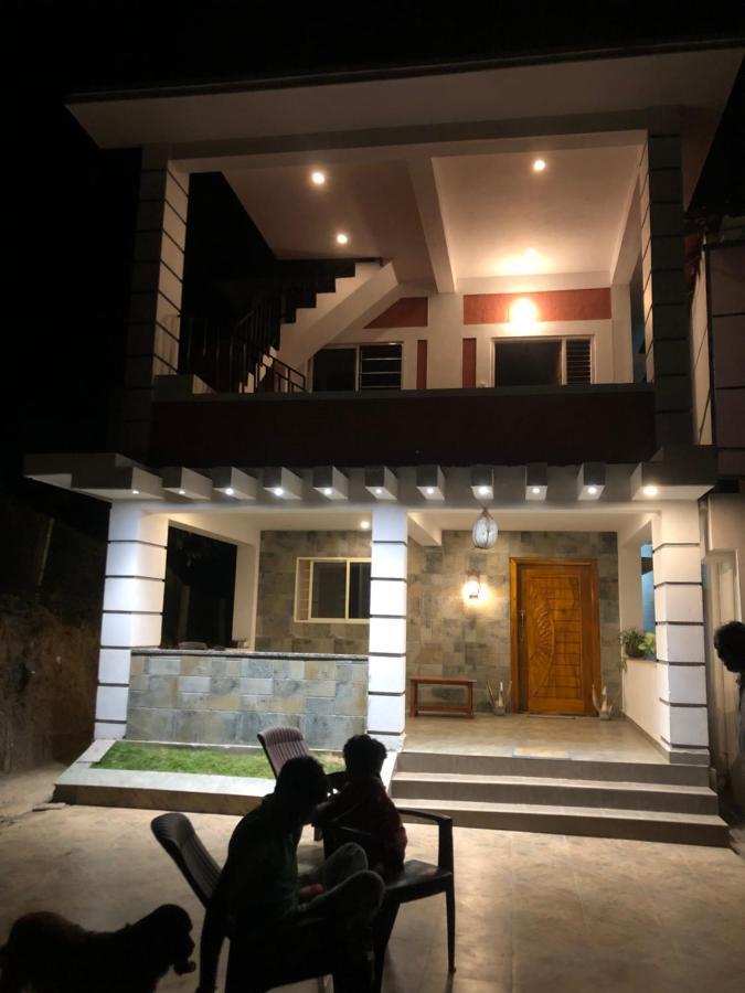Kamoga Homestay Virajpet Esterno foto